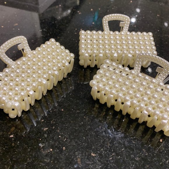 PEARL HAIR JAW - Picture 3 of 3